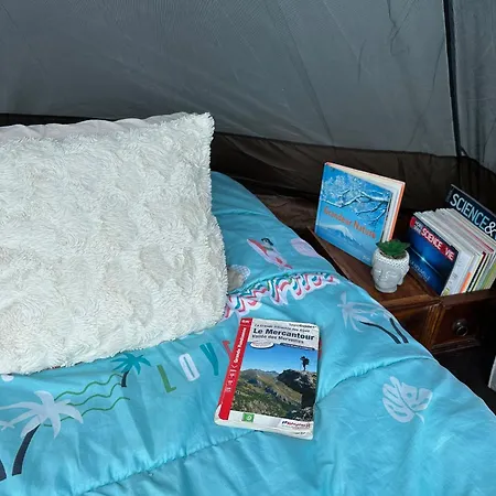 Tipi Sous Les Etoiles Option Petit Dejeuner Et Diner * Lucéram