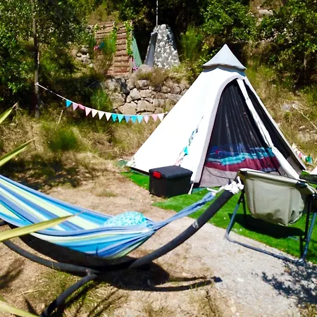 Tipi Sous Les Etoiles Option Petit Dejeuner Et Diner * Lucéram